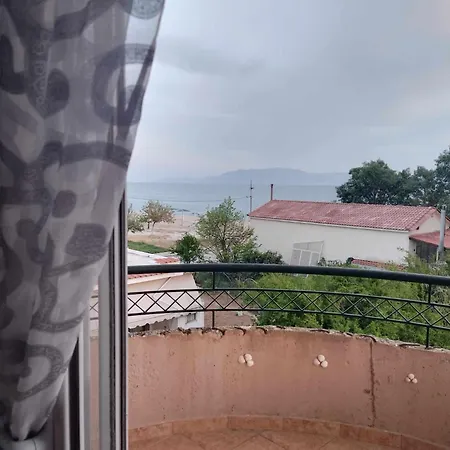 Karvali Eleni Apartment Nea Karvali